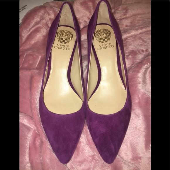 Vince Camuto Shoes - Pointy toe plum heel 9.5